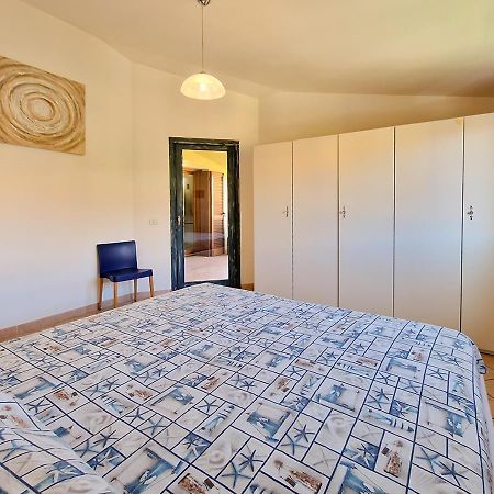 Murphy Holiday Home - Residenza Aldo Moro 02 Ла-Маддалена Экстерьер фото